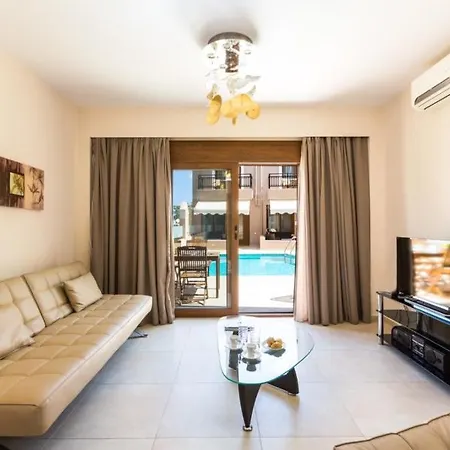 Pantheon Villas & Suites 酒店 4*